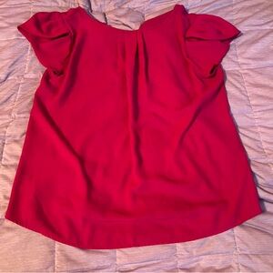 pink women’s blouse